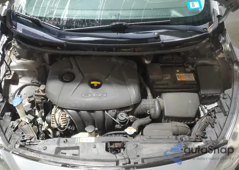 2016 Hyundai Elantra Gt z USA, uszkodzony, nr VIN KMHD35LH8GU274407